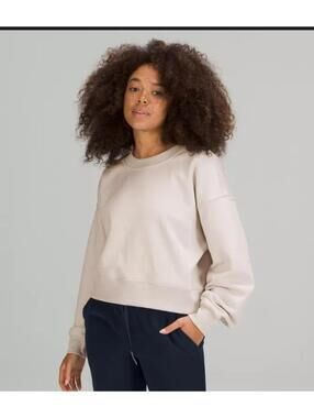 Lululemon Perfectly Oversized Cropped Crew (8)